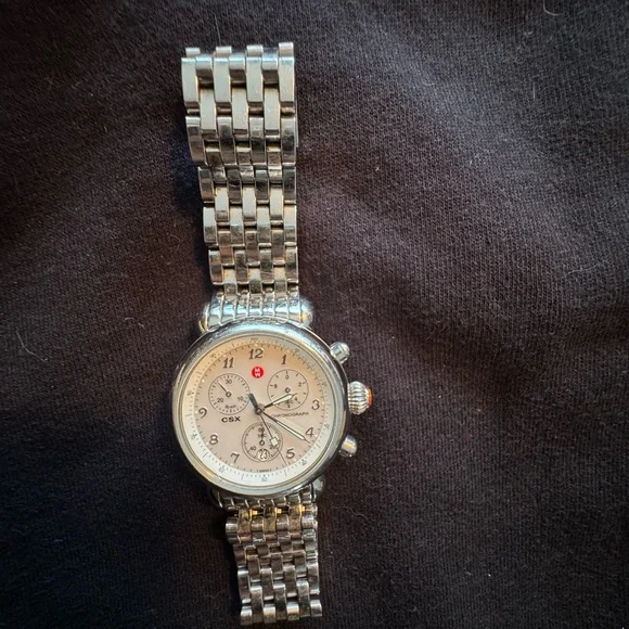 Silver Chronograph women Watch - Picture 3 of 9